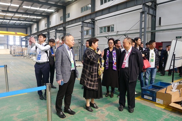 维多利亚老品牌vic(集团)官方网站