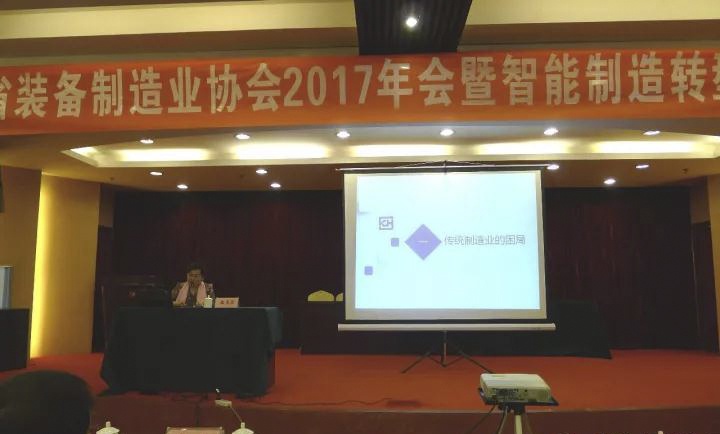 维多利亚老品牌vic(集团)官方网站