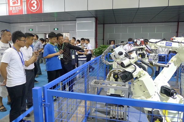 维多利亚老品牌vic(集团)官方网站