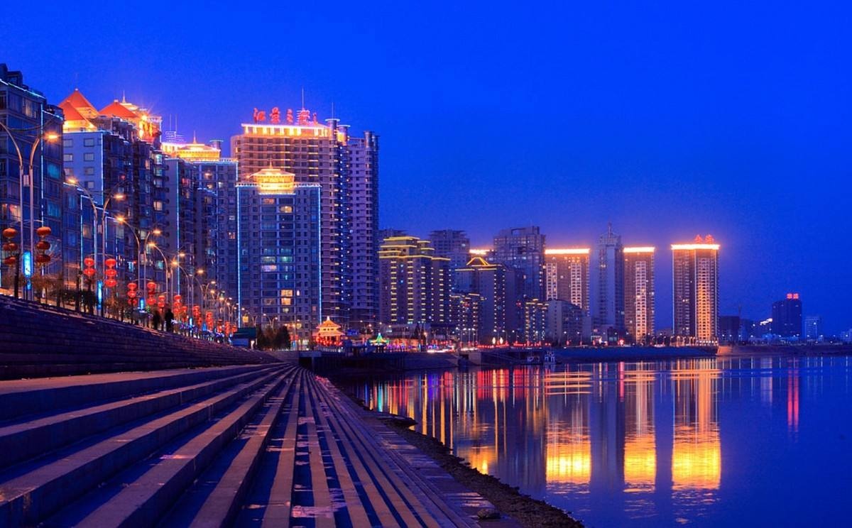 维多利亚老品牌vic(集团)官方网站