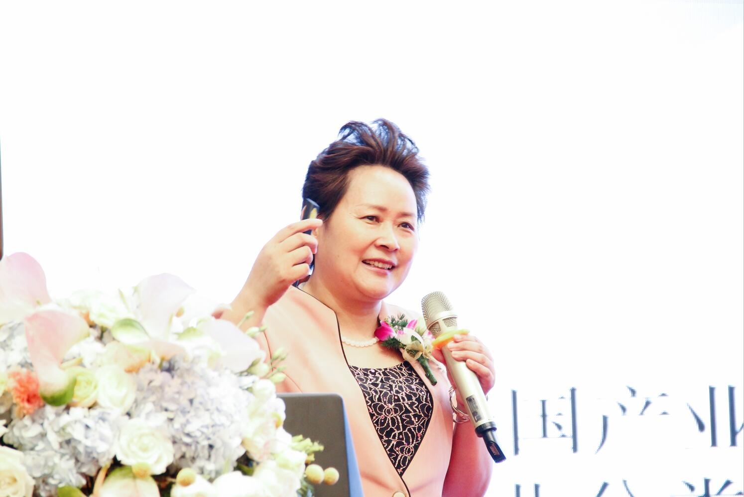 维多利亚老品牌vic(集团)官方网站