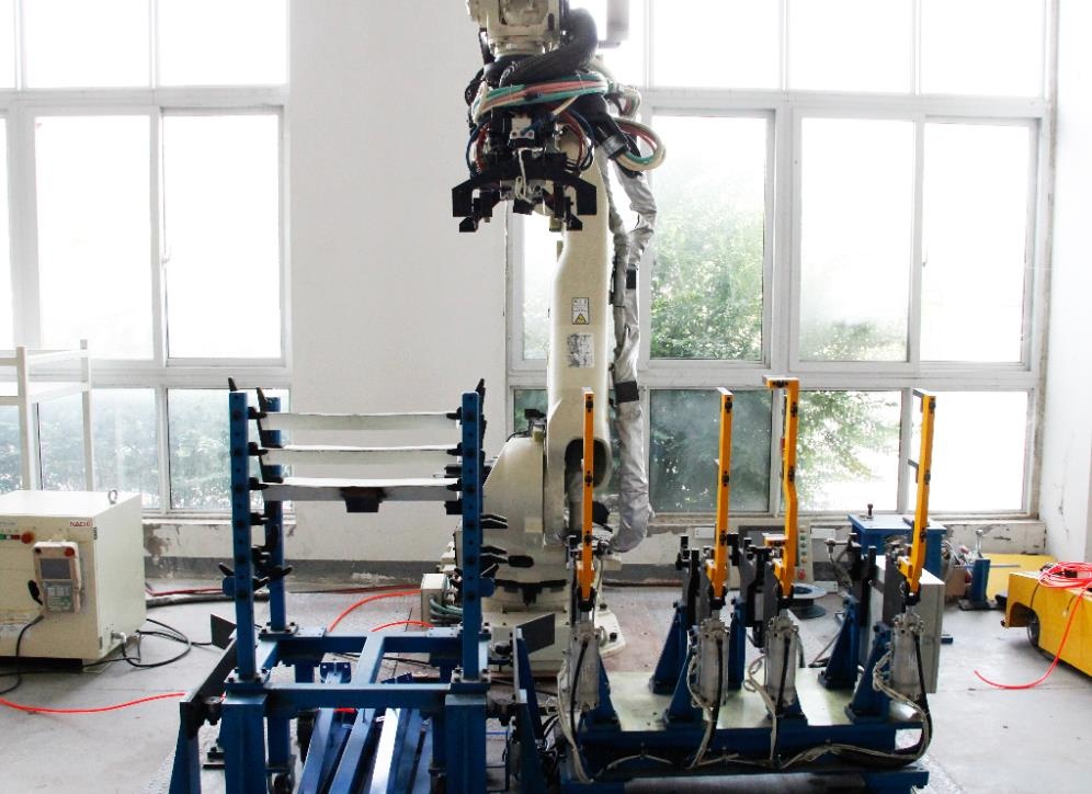 维多利亚老品牌vic(集团)官方网站