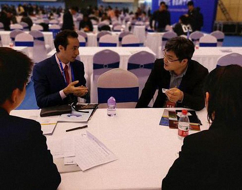 维多利亚老品牌vic(集团)官方网站